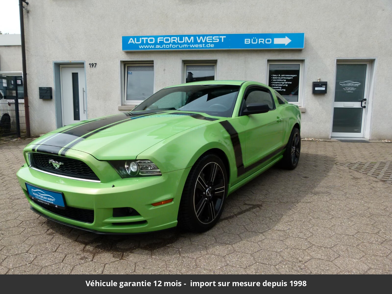 Ford Mustang Premium 2014 25 930 € - neuf Europe