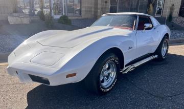 1976 Chevrolet Corvette L48 V8 1976 Tout compris  