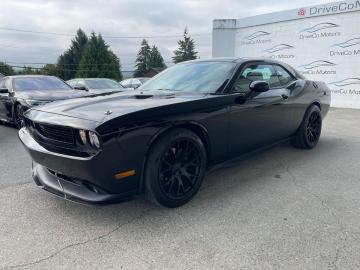 2014 Dodge  Challenger RT 380 hp 5.7L V8 Tout compris hors homologation 4500e