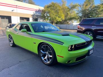 2015 Dodge  Challenger R/T Plus 5.7L Tout compris hors homologation 4500e