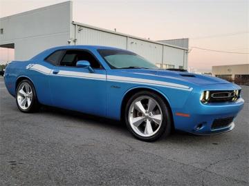 2016 Dodge  Challenger RT 381 hp 5.7L V8 Tout compris hors homologation 4500e