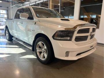 2015 Dodge  RAM Sport Crew Cab 4x4 Tout compris hors homologation 4500e