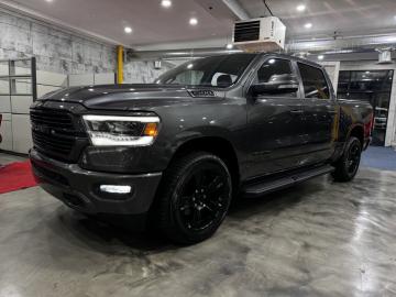 2022 Dodge  RAM Sport Night 12P 5.7L 4x4 Tout compris hors homologation 4500e