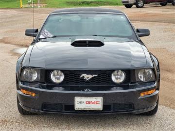 2005 Ford Mustang GT Premium V8 Tout compris hors homologation 4500e