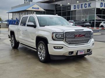 2018 GMC Sierra   Denali 6.2l Crew Cab 4x4 Tout compris hors homologation 4500e