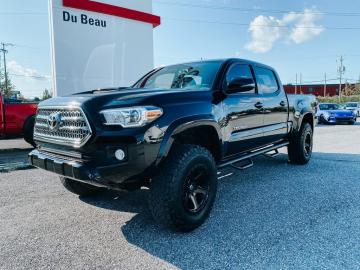 2017 Toyota Tacoma TRD Sport Double Cab 4x4 Tout compris hors homologation 4500e