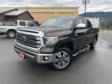 2019 Toyota Tundra Platinum CrewMax 5.7L 4x4 Tout compris hors homologation 4500e